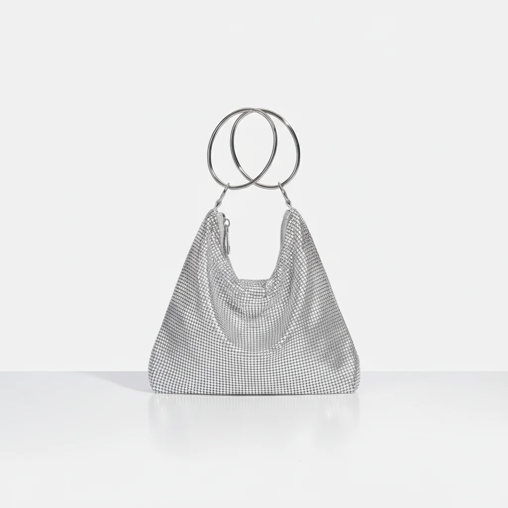 Sac soirée argenté en maille métallique