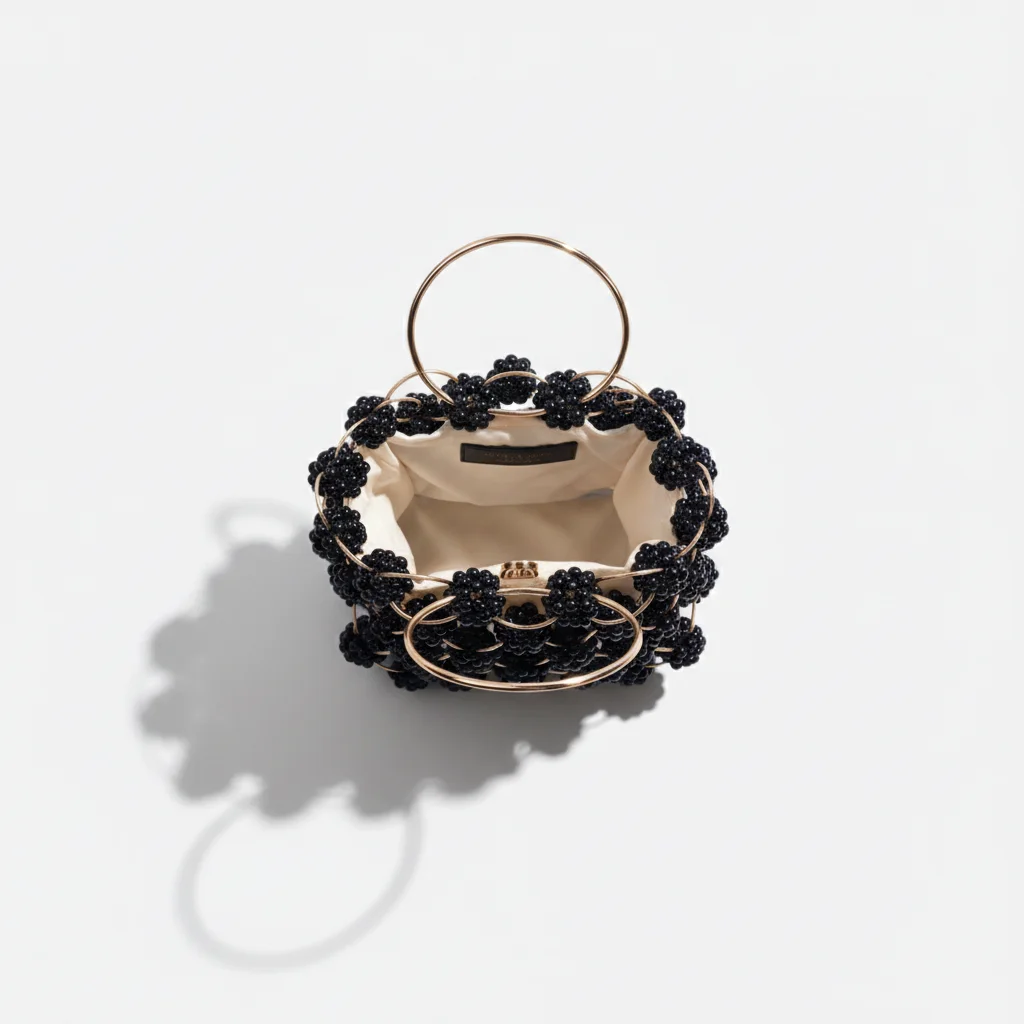 Sac soirée perles noires et anse dorée – Image 3