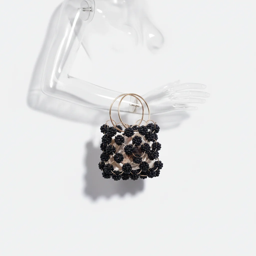 Sac soirée perles noires et anse dorée – Image 5