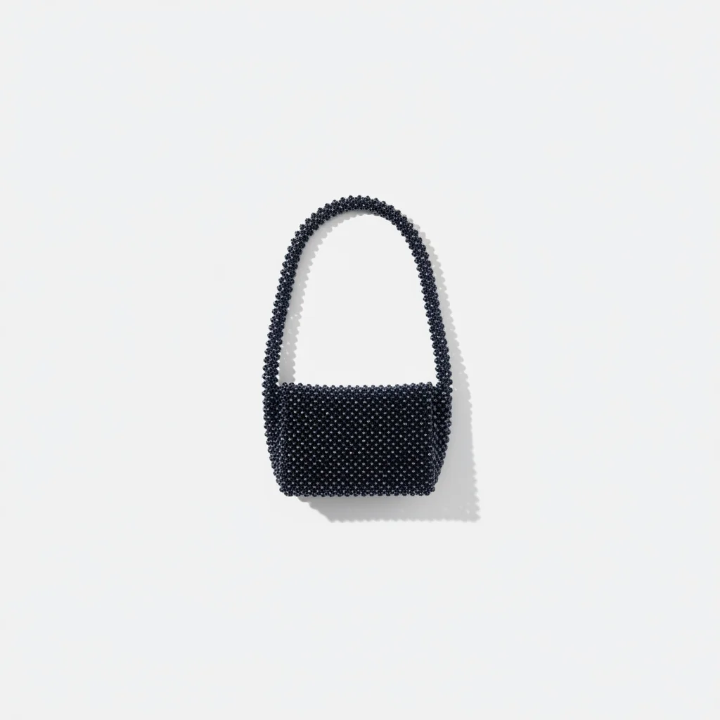 Sac soirée perles noires porté épaule – Image 3